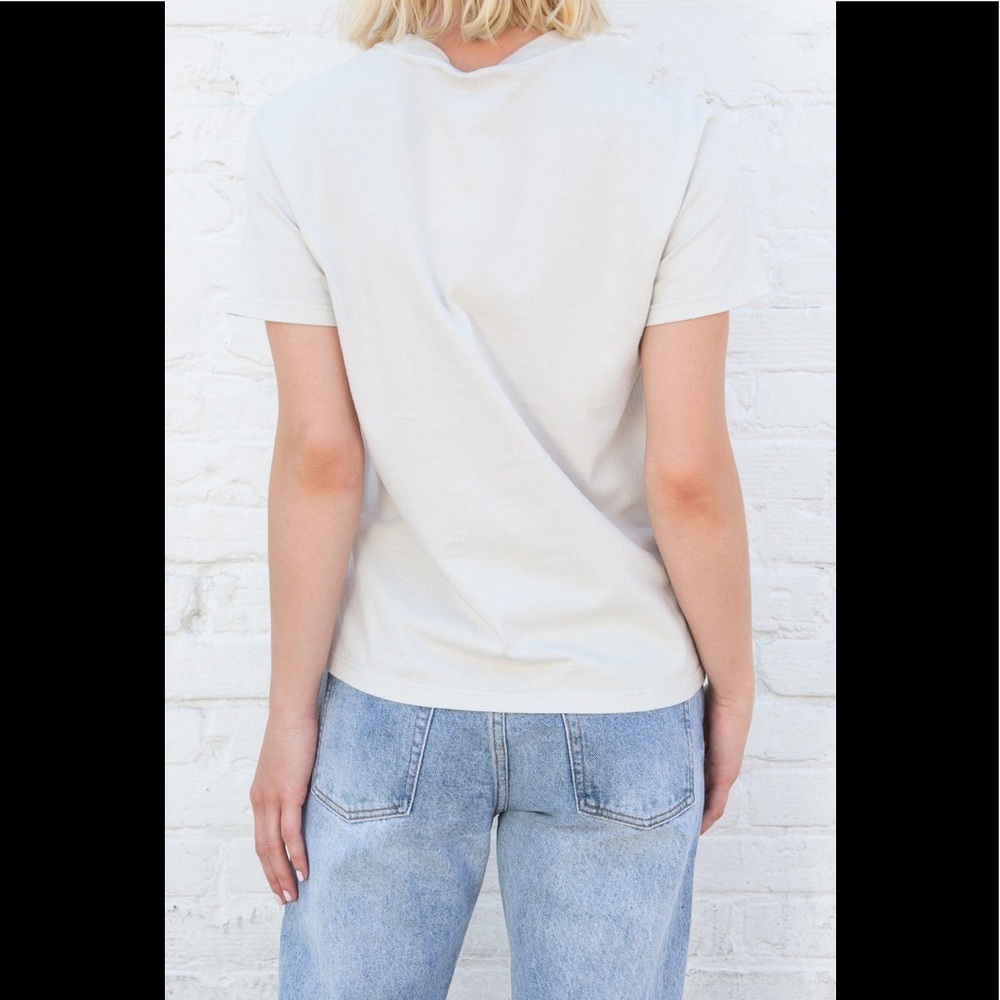 Brandy Melville aleena glad you exist  too - Picture 4 of 5